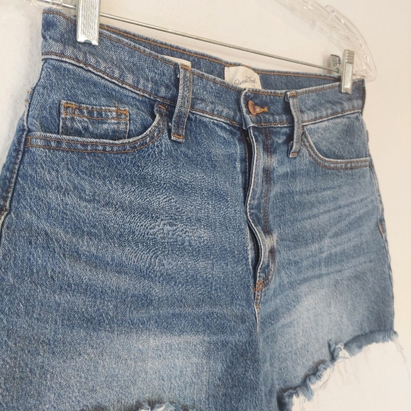Universal Thread Highest Rise Shortie Denim Short Size 4 - Picture 2 of 7